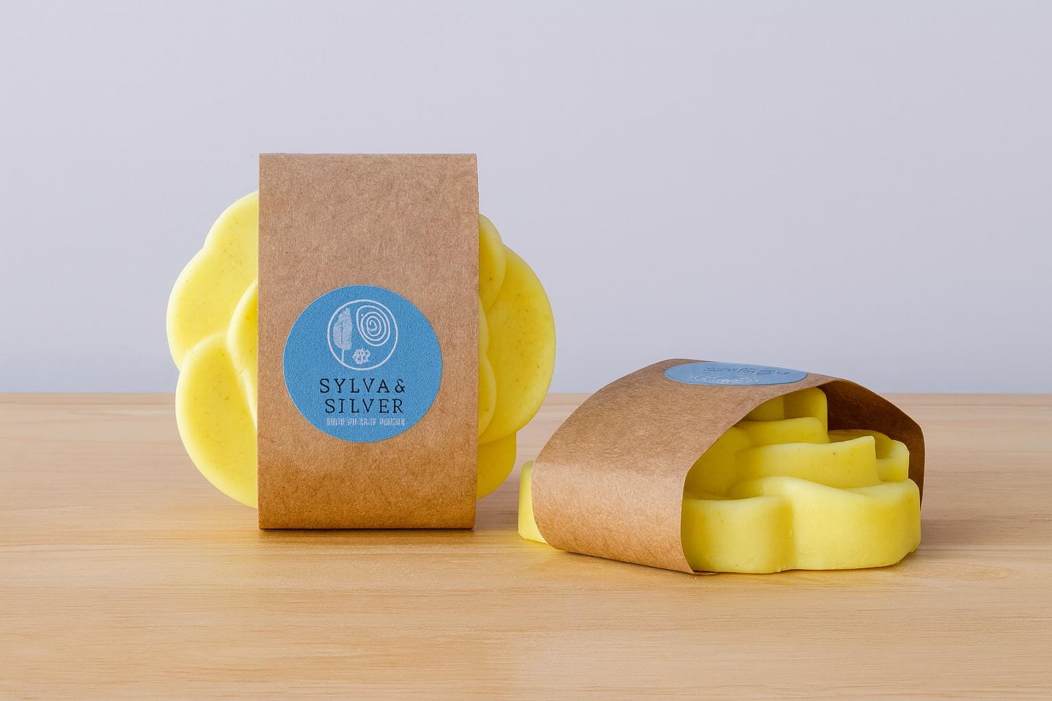 Handmade Flower-Shaped Oatmeal Soap – Coconut & Vanilla | Natural Artisan Skincare